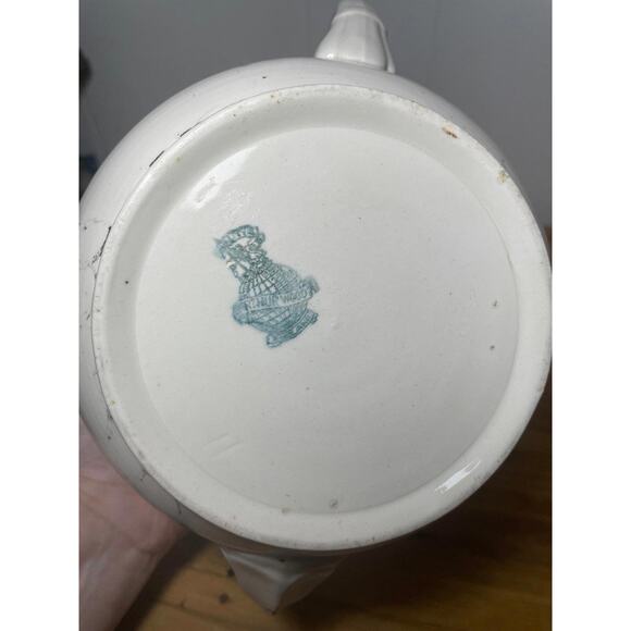 Vintage Arthur Wood Teapot - Picture 6 of 6